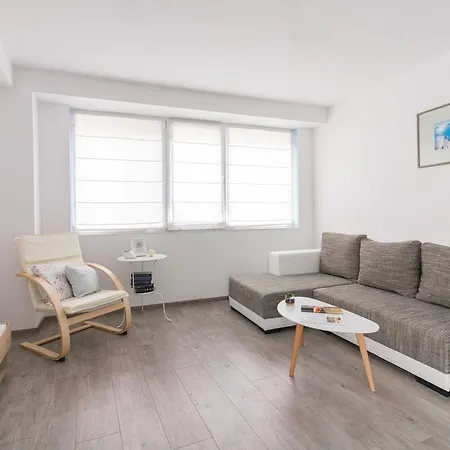 Domus Center With Parking * Plovdiv