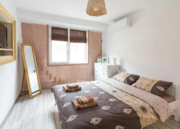 Domus Center With Parking Plovdiv